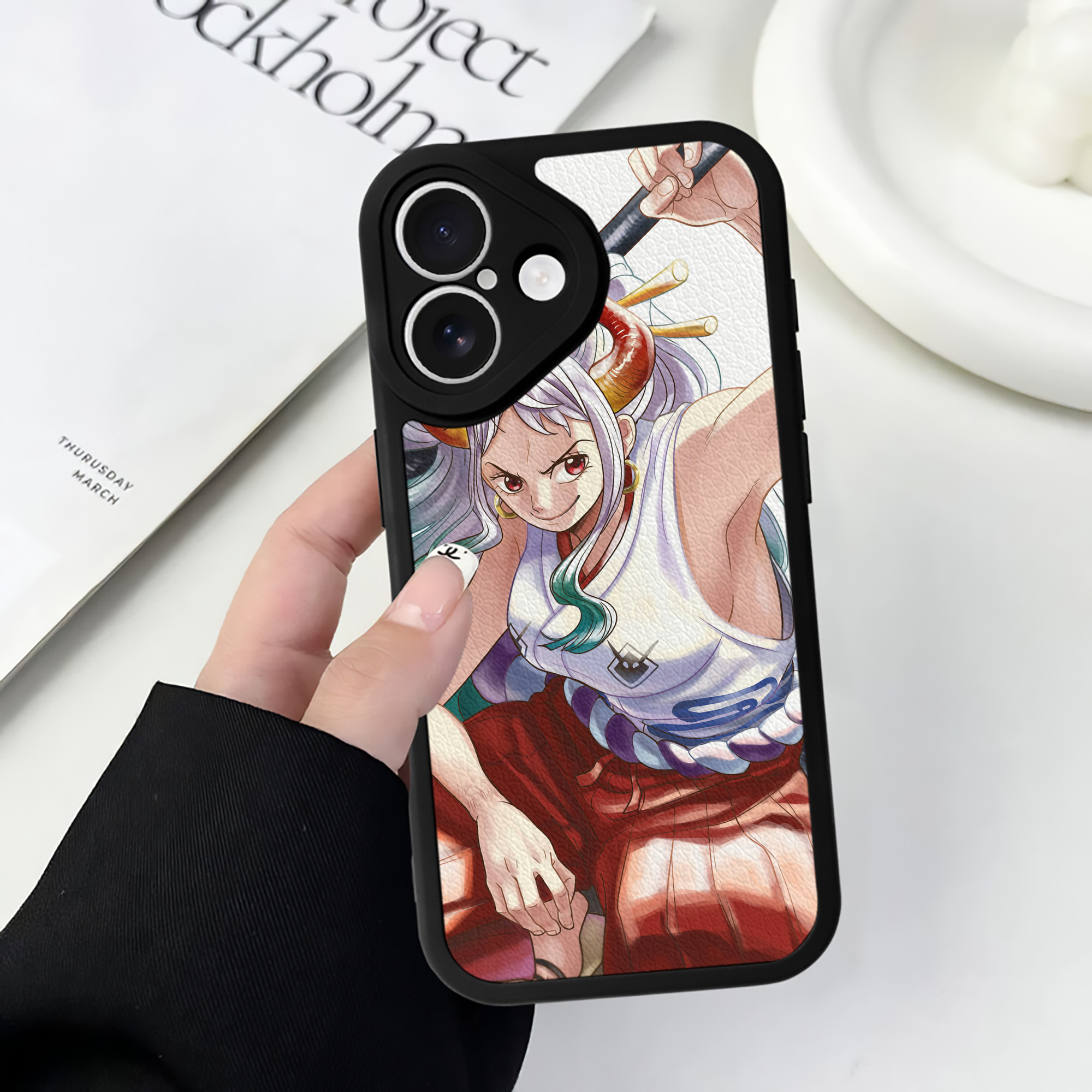 （画像用） ワンピース ONE PIECE 【iPhone 16シリーズ対応】シリコンスマホケース（レザー調） 材質：シリコン